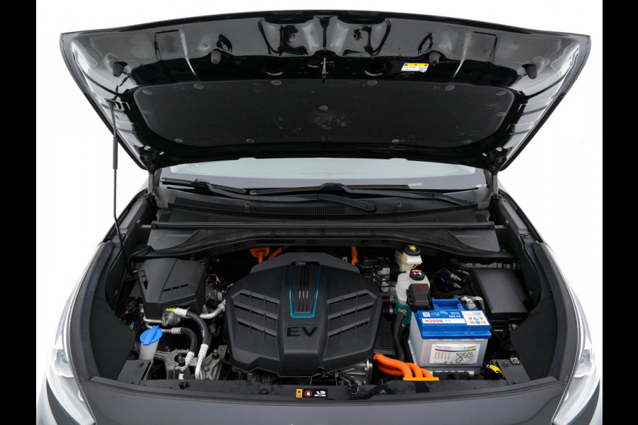 Kia e-Niro ExecutiveLine 64 kWh [ 3-Fase ] {SOH-100%} (INCL-BTW) Aut. *PANO | LUXURY-LEATHER | JBL-AUDIO | FULL-LED | NAVI-FULLMAP | DAB | ADAPTIVE-CRUISE | CAMERA | MEMORY-PACK | LANE-ASSIST | CCS-FASTLOADER | KEYLESS | DIGI-COCKPIT | 17"ALU*