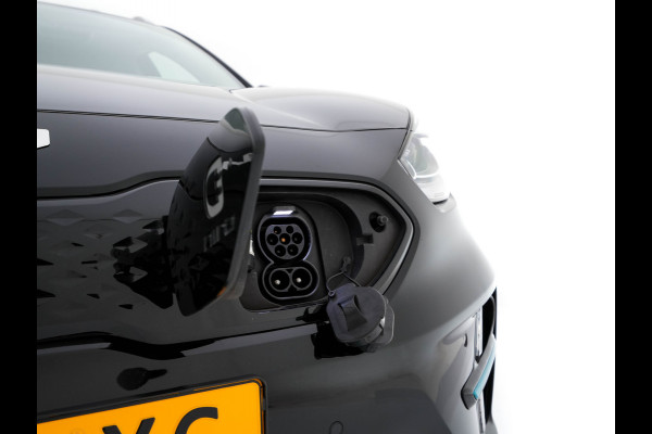 Kia e-Niro ExecutiveLine 64 kWh [ 3-Fase ] {SOH-100%} (INCL-BTW) Aut. *PANO | LUXURY-LEATHER | JBL-AUDIO | FULL-LED | NAVI-FULLMAP | DAB | ADAPTIVE-CRUISE | CAMERA | MEMORY-PACK | LANE-ASSIST | CCS-FASTLOADER | KEYLESS | DIGI-COCKPIT | 17"ALU*
