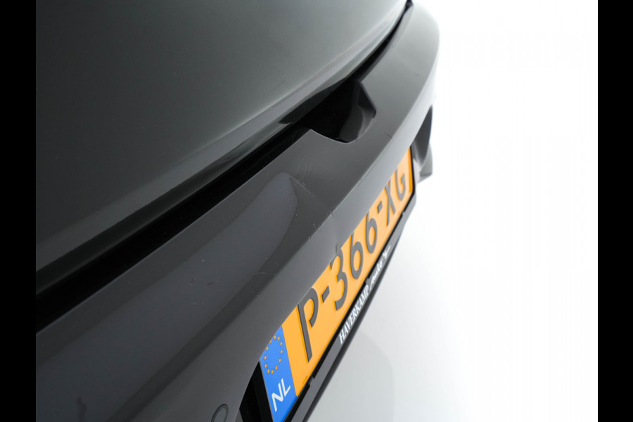 Kia e-Niro ExecutiveLine 64 kWh [ 3-Fase ] {SOH-100%} (INCL-BTW) Aut. *PANO | LUXURY-LEATHER | JBL-AUDIO | FULL-LED | NAVI-FULLMAP | DAB | ADAPTIVE-CRUISE | CAMERA | MEMORY-PACK | LANE-ASSIST | CCS-FASTLOADER | KEYLESS | DIGI-COCKPIT | 17"ALU*