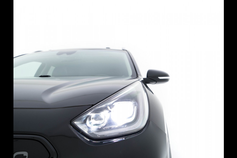 Kia e-Niro ExecutiveLine 64 kWh [ 3-Fase ] {SOH-100%} (INCL-BTW) Aut. *PANO | LUXURY-LEATHER | JBL-AUDIO | FULL-LED | NAVI-FULLMAP | DAB | ADAPTIVE-CRUISE | CAMERA | MEMORY-PACK | LANE-ASSIST | CCS-FASTLOADER | KEYLESS | DIGI-COCKPIT | 17"ALU*