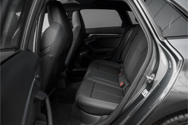 Audi A3 Sportback 30 TFSI S Edition Pano ACC Zwart Optiek Trekhaak