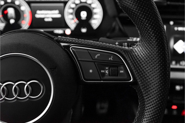 Audi A3 Sportback 30 TFSI S Edition Pano ACC Zwart Optiek Trekhaak