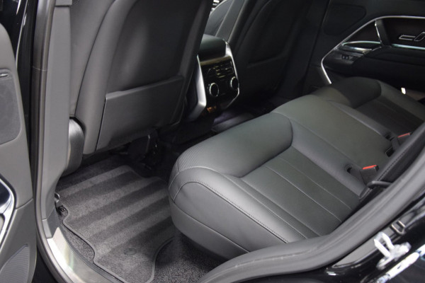 Land Rover Range Rover 3.0 P440e SE PHEV Navi|Panoramadak|BTW|Leder|Dealer onderhouden
