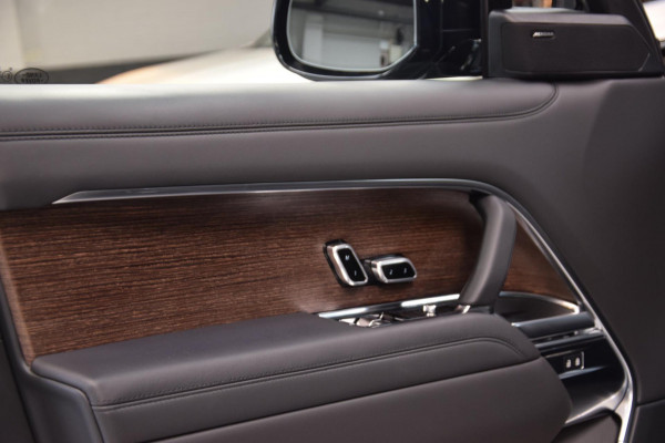 Land Rover Range Rover 3.0 P440e SE PHEV Navi|Panoramadak|BTW|Leder|Dealer onderhouden