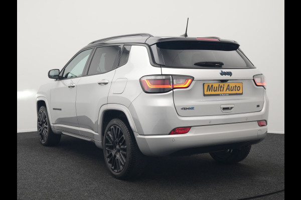 Jeep Compass 4xe 240 Electric S Plug In Hybrid 240pk PHEV | Adaptive Cruise | Camera | Lederen Sportstoelen Verwarmd | Apple Carplay | Stuur Verwarmd | Virtual | Keyless | Navigatie | DAB |