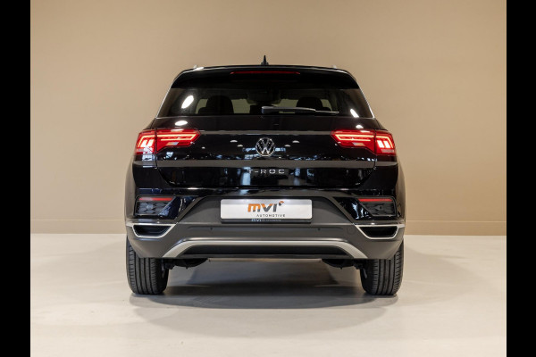 Volkswagen T-Roc 1.0 TSI Style Business / 110pk / Achteruitrij camera / Virtual cockpit /