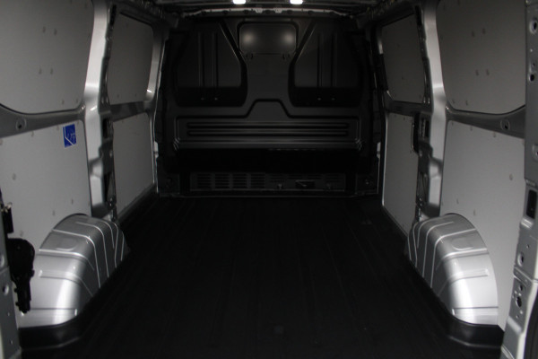 Ford Transit Custom 320 2.0 TDCI L1H1 Trend 170pk - Camera - Stoelverwarming - Carplay/Android - LED - Cruise - Rijklaar