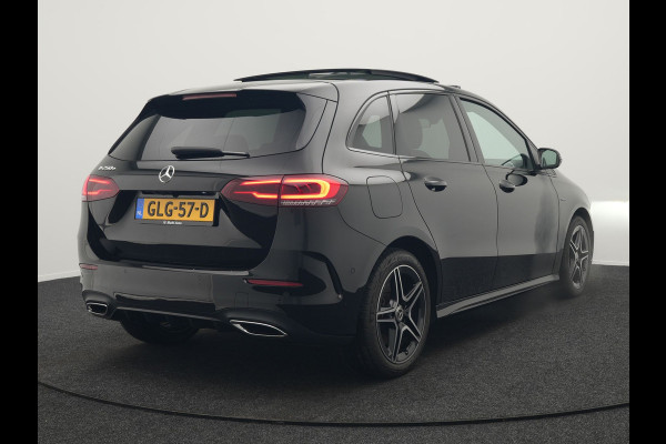 Mercedes-Benz B-Klasse 250 e AMG Limited 218pk PHEV | Panodak | Camera | Night Pakket | Alcantara Sportstoelen Verwarmd | Apple Carplay | Widescreen Cockpit | Navigatie | Lane Assist | Virtual | DAB |