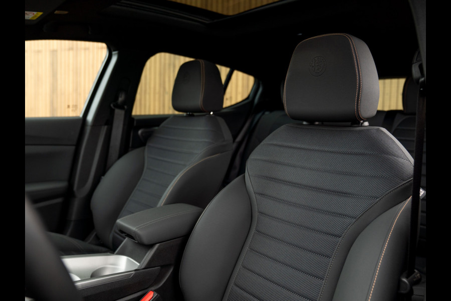 Alfa Romeo Tonale 1.3T PHEV 280pk Ti Edizione Prins | Pano-dak | 360 camera | Performance Pack | Winterpack | LED-Matrix