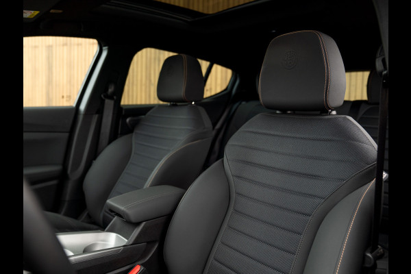 Alfa Romeo Tonale 1.3T PHEV 280pk Ti Edizione Prins | Pano-dak | 360 camera | Performance Pack | Winterpack | LED-Matrix