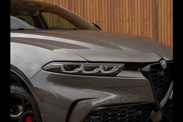 Alfa Romeo Tonale 1.3T PHEV 280pk Ti Edizione Prins | Pano-dak | 360 camera | Performance Pack | Winterpack | LED-Matrix