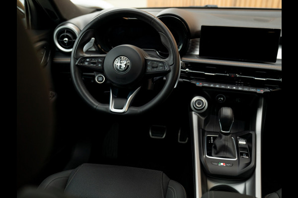 Alfa Romeo Tonale 1.3T PHEV 280pk Ti Edizione Prins | Pano-dak | 360 camera | Performance Pack | Winterpack | LED-Matrix