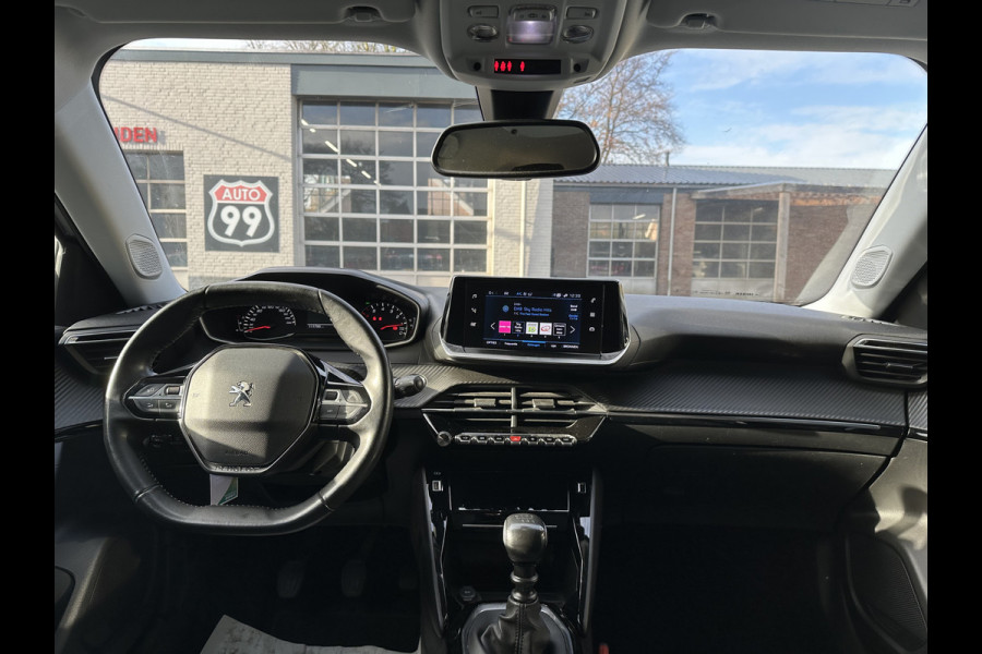Peugeot 2008 1.2 PureTech Allure Pack CLIMA / CRUISE / NAVI / CARPLAY & ANDROID AUTO