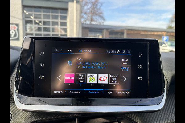 Peugeot 2008 1.2 PureTech Allure Pack CLIMA / CRUISE / NAVI / CARPLAY & ANDROID AUTO