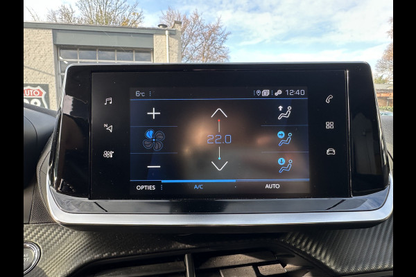 Peugeot 2008 1.2 PureTech Allure Pack CLIMA / CRUISE / NAVI / CARPLAY & ANDROID AUTO