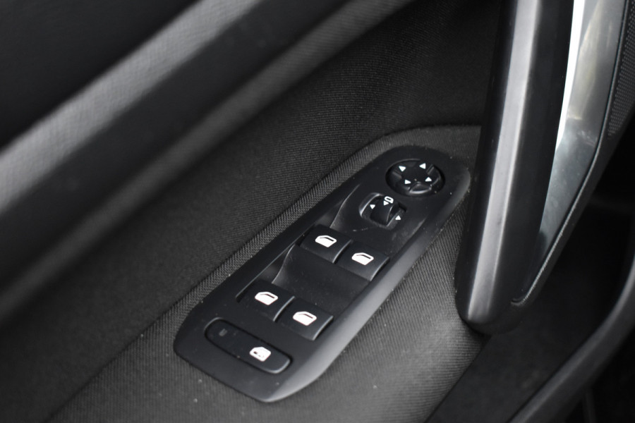 Peugeot 308 SW 110PK PureTech Blue ACTIVE CAMERA/NAVI/VIRTUAL