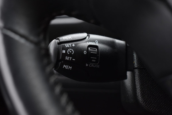 Peugeot 308 SW 110PK PureTech Blue ACTIVE CAMERA/NAVI/VIRTUAL