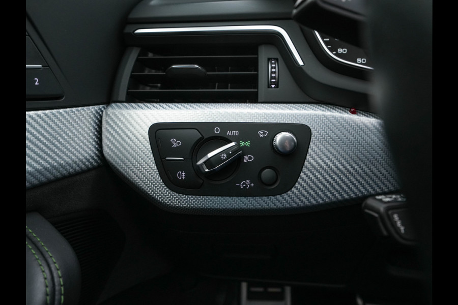 Audi RS4 2.9 TFSI quattro *MILLTEK | KERAMIK | APPLE-CARPLAY | PPF | ABT | B&O | 360-CAMERA | PANO | CARBON-PACK | HUD | SONOMA-GREEN | DEALER-AUTO*