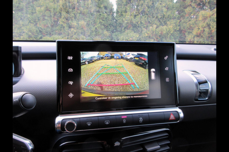 Citroën C4 Cactus 1.2 PureTech Shine *Navigatie*Trekhaak*