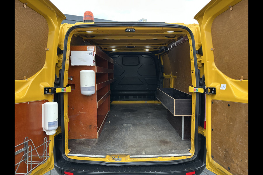 Ford Transit Custom 2.0 TDCI / L2H1 / 1e EIG. / ZEER NETJES / 2.800 KG TREKKEN / CRUISE / TREKHAAK / AIRCO / STOELVERW.
