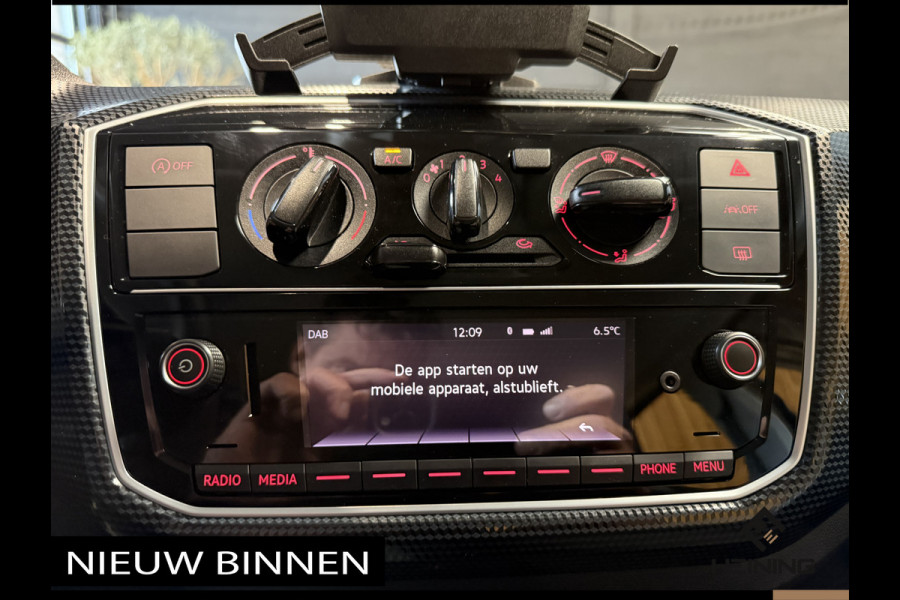 Volkswagen up! 1.0. Airco. DAB. Rijstrooksensor. NAP