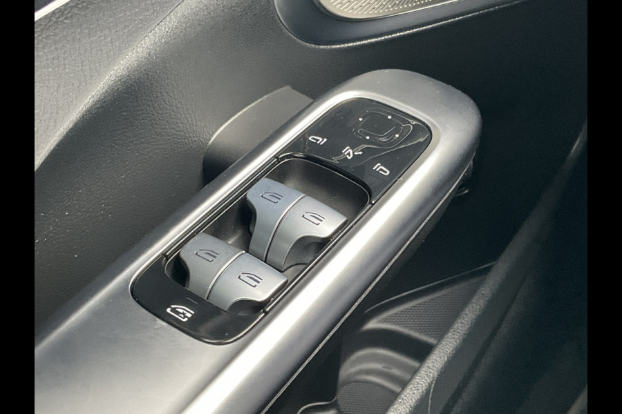 Mercedes-Benz C-Klasse Estate 180 AMG Line Trekhaak Pano Burmester Memory HUD Leer Verw+Ventilatie BOMVOL!