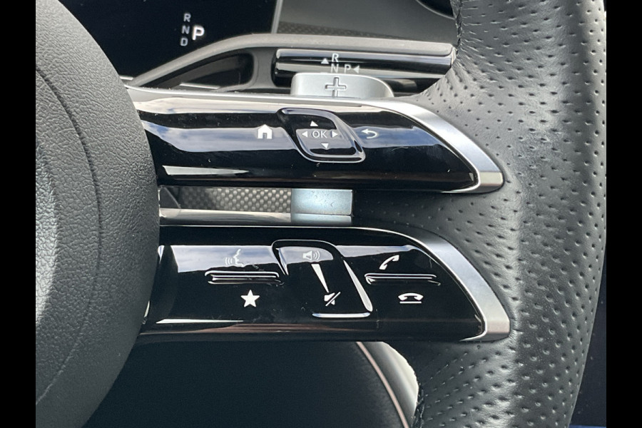 Mercedes-Benz C-Klasse Estate 180 AMG Line Trekhaak Pano Burmester Memory HUD Leer Verw+Ventilatie BOMVOL!