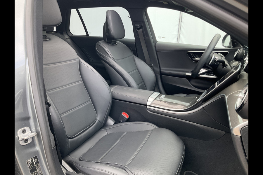 Mercedes-Benz C-Klasse Estate 180 AMG Line Trekhaak Pano Burmester Memory HUD Leer Verw+Ventilatie BOMVOL!