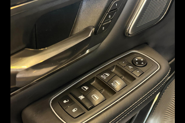 Dodge Ram 1500 5.7 V8 4x4 Crew Cab Limited |WEINIG KM |VOL OPTIES |1e EIGENAAR !