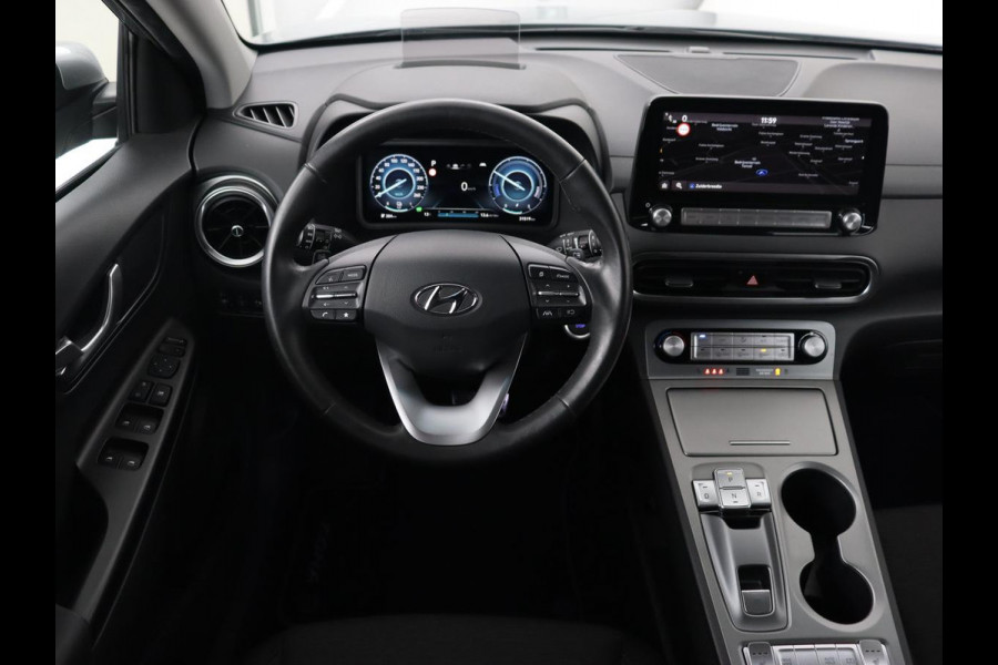 Hyundai Kona EV Fashion 64 kWh | Stoelverwarming | Head-Up | Camera | Carplay | Adaptive cruise | Navigatie | Keyless | Climate control