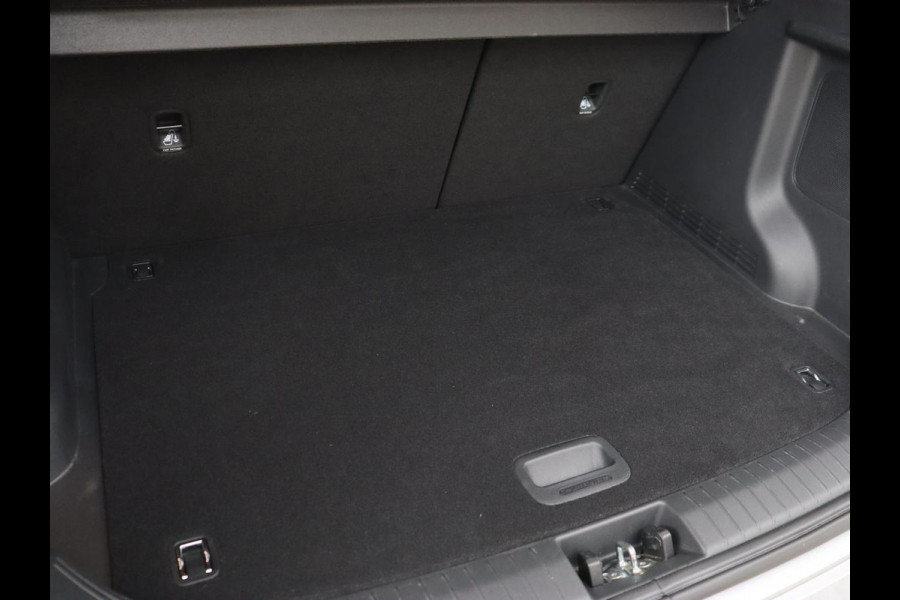 Hyundai Kona EV Fashion 64 kWh | Stoelverwarming | Head-Up | Camera | Carplay | Adaptive cruise | Navigatie | Keyless | Climate control