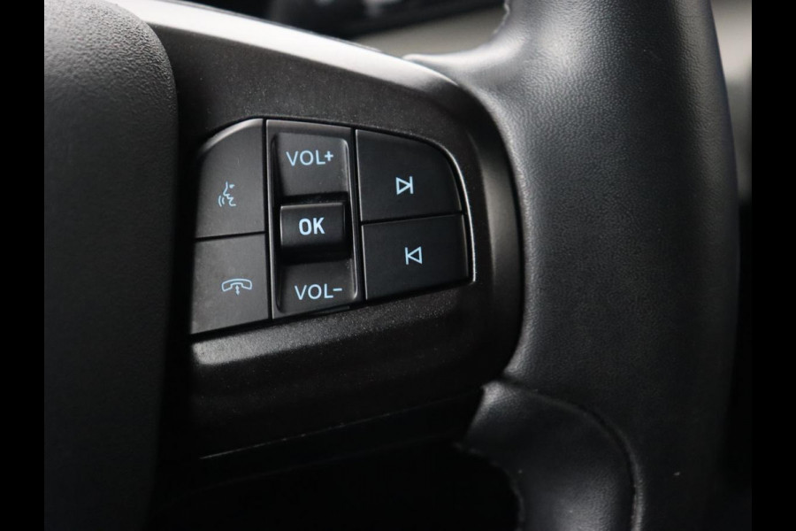 Ford Mustang Mach-E RWD 75 kWh | Leder | Stoelverwarming | 360 Camera | B&O Sound | Adaptive cruise | Carplay | Keyless | Navigatie | Stuurverwarming | Full LED | 20'' lichtmetalen velgen