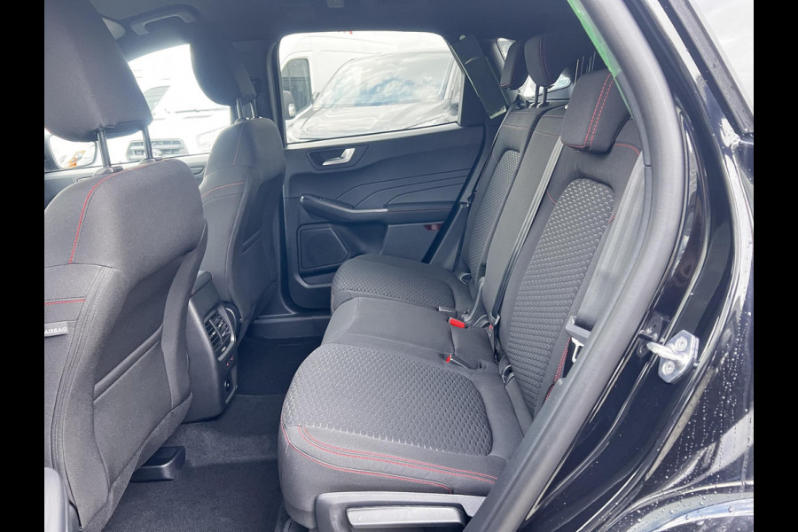 Ford Kuga 2.5 PHEV ST-Line 243 pk | Wegklapbare trekhaak | 2.100 kg trekgewicht! | Winterpakket