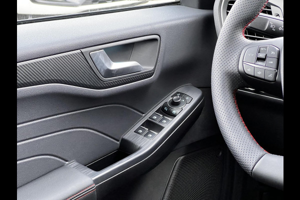 Ford Kuga 2.5 PHEV ST-Line 243 pk | Wegklapbare trekhaak | 2.100 kg trekgewicht! | Winterpakket