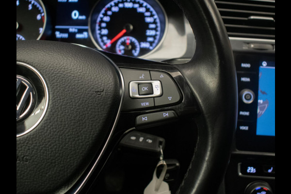 Volkswagen Golf 1.0 TSI Sport (APPLE CARPLAY,NAVI,CAMERA,SPORTSTOELEN,LED,CRUISE,CLIMATE,DAB,LM VELGEN,NETTE STAAT)