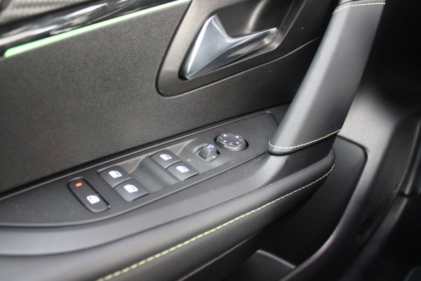 Peugeot 208 1.2 100PK GT | NAVIGATIE | KEYLESS ENTRY/START | APPLE CARPLAY/ANDROID AUTO | LICHTMETALEN VELGEN 17" | 3-D INSTRUMENTENPANEEL | DAB+ RADIO | DODEHOEK DETECTIE | CRUISE CONTROL | LANE ASSIST | CLIMATE CONTROL | ZWART DAK |