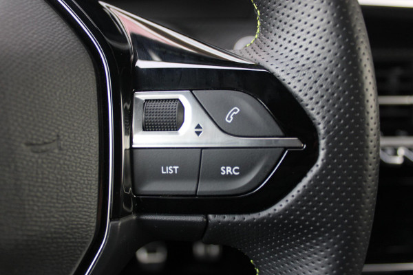 Peugeot 208 1.2 100PK GT | NAVIGATIE | KEYLESS ENTRY/START | APPLE CARPLAY/ANDROID AUTO | LICHTMETALEN VELGEN 17" | 3-D INSTRUMENTENPANEEL | DAB+ RADIO | DODEHOEK DETECTIE | CRUISE CONTROL | LANE ASSIST | CLIMATE CONTROL | ZWART DAK |