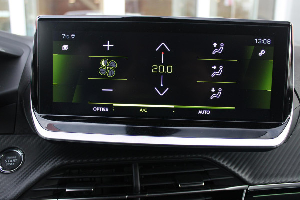 Peugeot 208 1.2 100PK GT | NAVIGATIE | KEYLESS ENTRY/START | APPLE CARPLAY/ANDROID AUTO | LICHTMETALEN VELGEN 17" | 3-D INSTRUMENTENPANEEL | DAB+ RADIO | DODEHOEK DETECTIE | CRUISE CONTROL | LANE ASSIST | CLIMATE CONTROL | ZWART DAK |