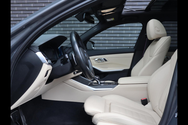 BMW 3 Serie Touring 320i High Executive M Sport Pakket Automaat / Live Cockpit Professional / Panoramadak / Leder / Adaptive Cruise Control / Head-Up Display / Apple CarPlay / 19 Inch / M Sportremsysteem / Shadow Line / LED / Extra Getint Glas / Stoelverwarming