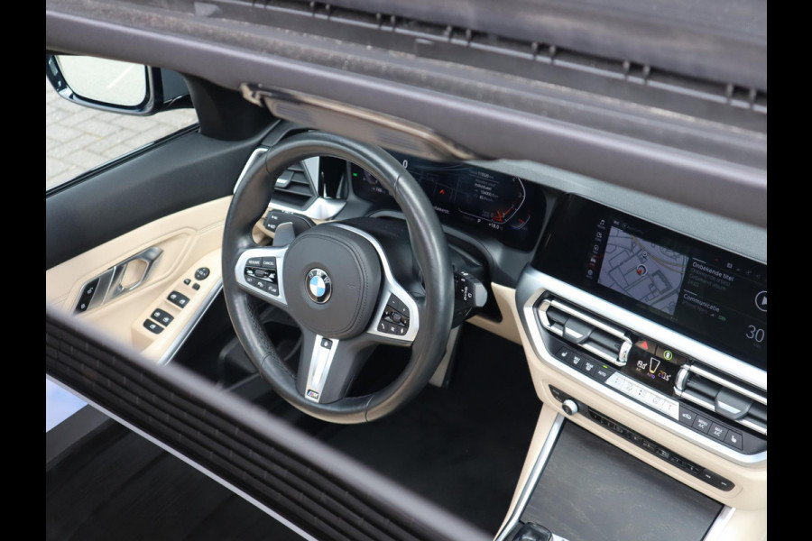 BMW 3 Serie Touring 320i High Executive M Sport Pakket Automaat / Live Cockpit Professional / Panoramadak / Leder / Adaptive Cruise Control / Head-Up Display / Apple CarPlay / 19 Inch / M Sportremsysteem / Shadow Line / LED / Extra Getint Glas / Stoelverwarming
