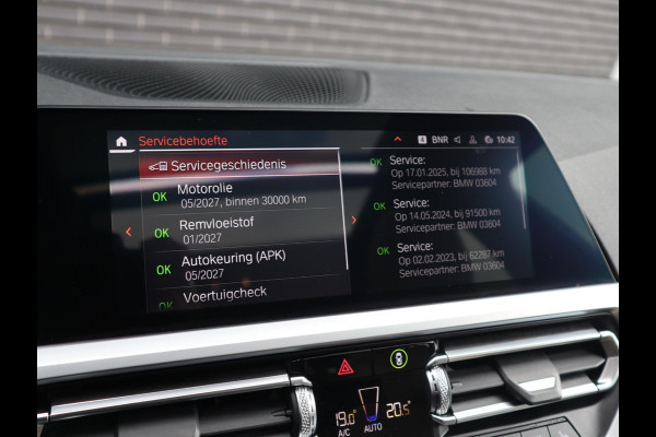 BMW 3 Serie Touring 320i High Executive M Sport Pakket Automaat / Live Cockpit Professional / Panoramadak / Leder / Adaptive Cruise Control / Head-Up Display / Apple CarPlay / 19 Inch / M Sportremsysteem / Shadow Line / LED / Extra Getint Glas / Stoelverwarming