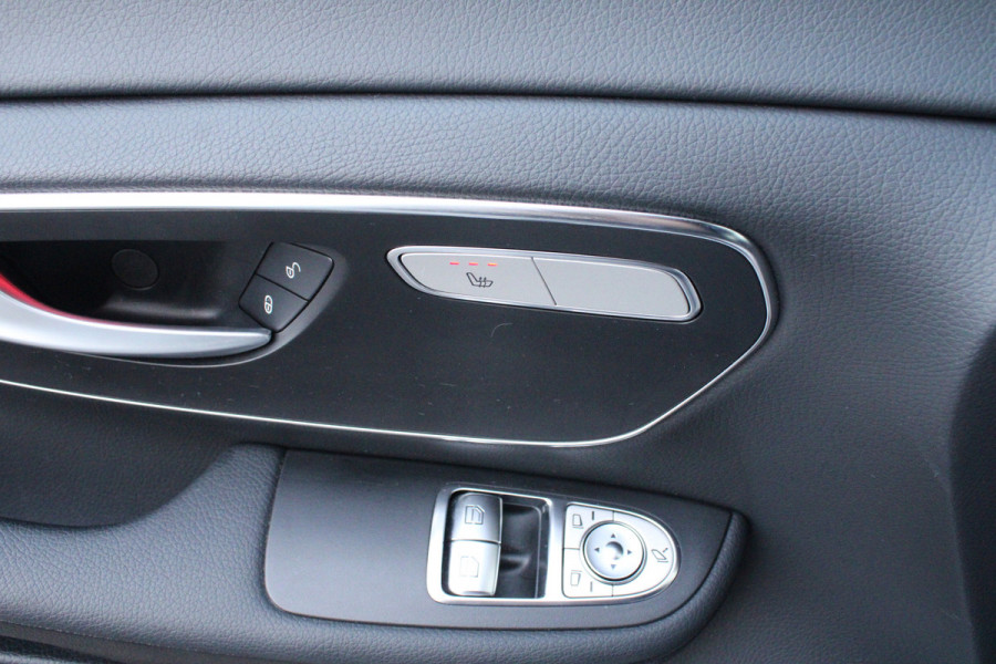 Mercedes-Benz V-Klasse 250d / DC / AMG / Camera / 2x Elec Schuifdeur / Leer / Vol Opties / NIEUWSTAAT