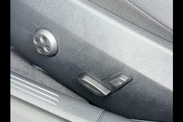 Mercedes-Benz C-Klasse 300 e Luxury | Camera