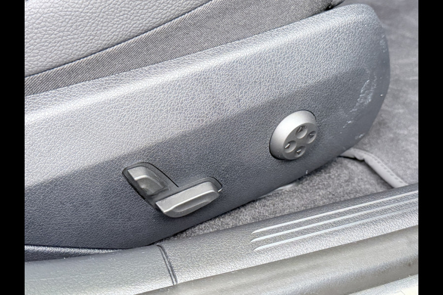 Mercedes-Benz C-Klasse 300 e Luxury | Camera