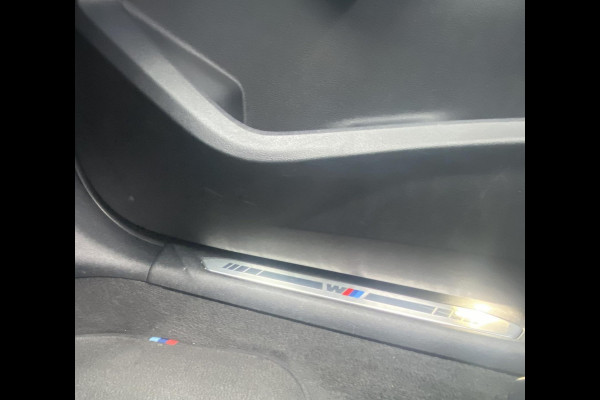 BMW 1-serie 118i High Executive M-sport/ Pano/ H&K/ VC/ Shadow/ Privacy