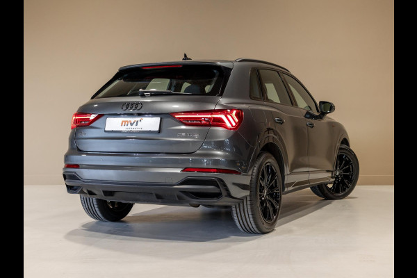 Audi Q3 35 TFSI 2x S Line / 150pk / Panorama dak / Achteruitrij camera / Keyless entry /