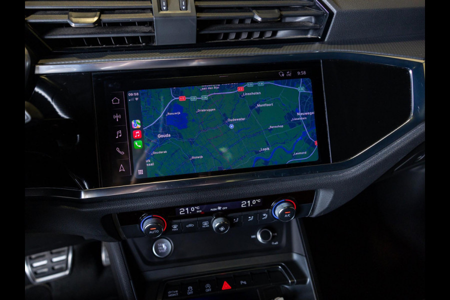 Audi Q3 35 TFSI 2x S Line / 150pk / Panorama dak / Achteruitrij camera / Keyless entry /