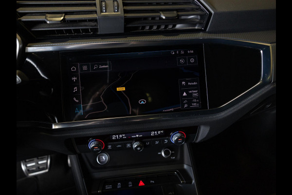 Audi Q3 35 TFSI 2x S Line / 150pk / Panorama dak / Achteruitrij camera / Keyless entry /