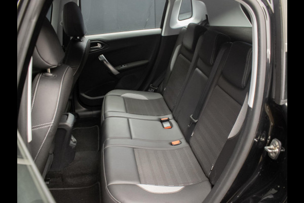 Peugeot 2008 1.2 PureTech Allure Sport (APPLE CARPLAY,NAVI,LED,CAMERA,LEDER,GETINT,CRUISE,CLIMATE,SPORTSTOELEN,LM VELGEN)