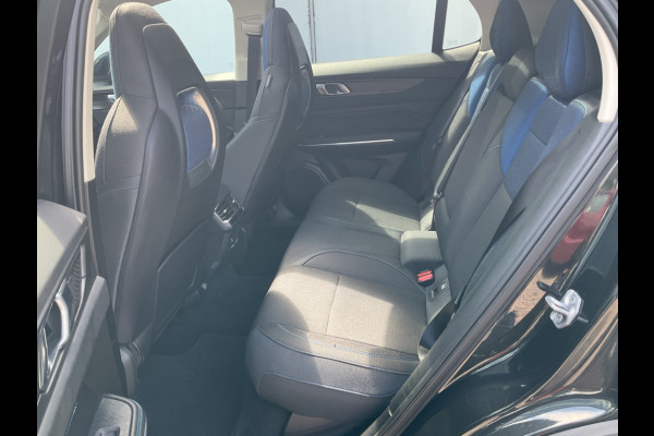 Lynk & Co 01 1.5 PHEV 262PK Adapt.Cruise 360° Trekhaak Cam Carplay Plug-in Stoelverw Vol opties!